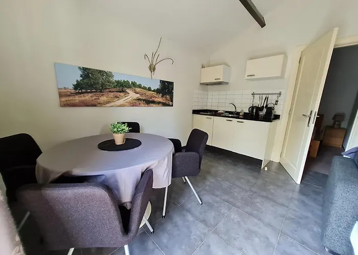 De Eyckenhoff فندق بوتِنْ