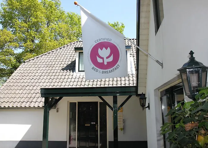 De Eyckenhoff 3* プッテン