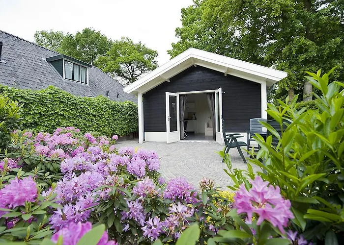 De Eyckenhoff فندق بوتِنْ