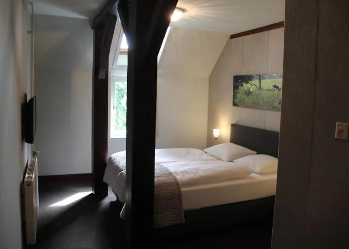 De Eyckenhoff 3* بوتِنْ